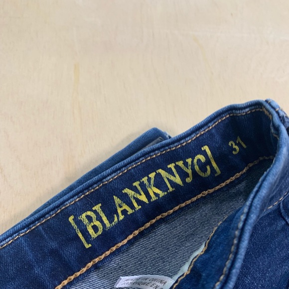BlankNYC 31 High Rise Skinny Jeans in Bae Wash - Picture 2 of 4